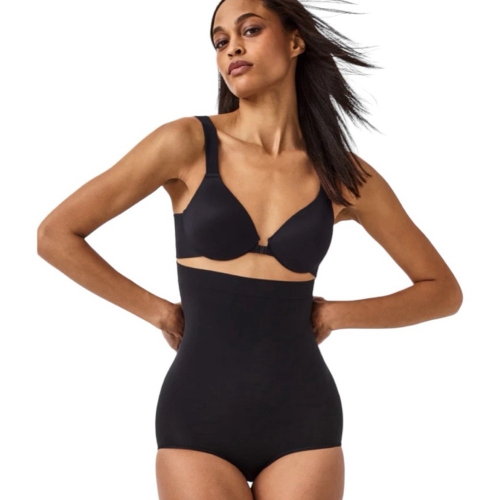 Spanx Womans Very Black Higher Power Panties Brief Shapewear New‎ in Box